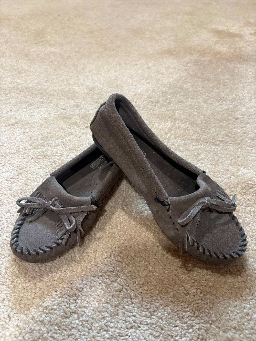 Minnetonka Gray Suede Fringe Bow Moccasins